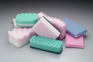 ルミネエスト新宿の魅力と最新情報：ショッピングとグルメを楽しむ総合施設の紹介